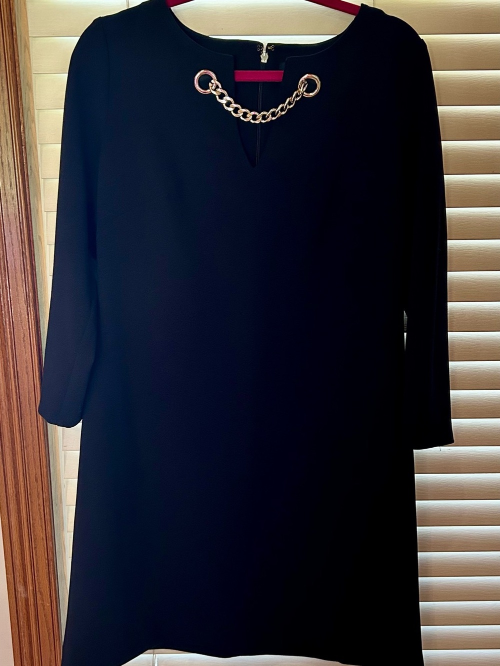 Tommy Hilfiger Black Long-Sleeve Shift Dress with Gold Chain